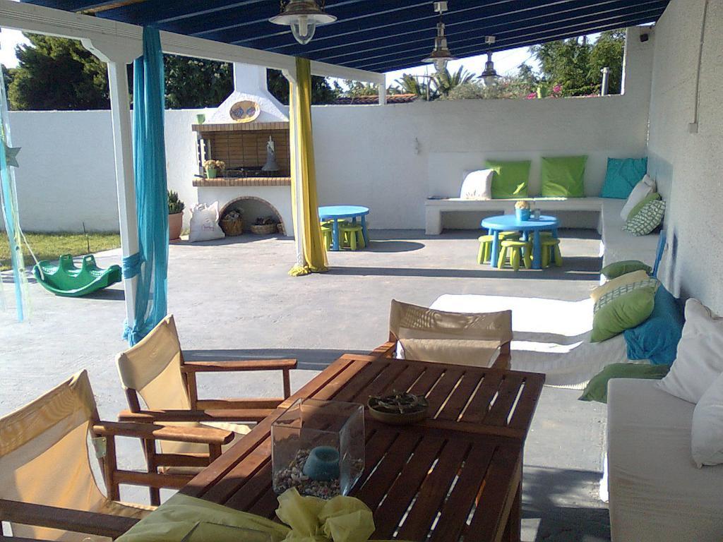 Helios Hotel Agia Marina  Habitación foto